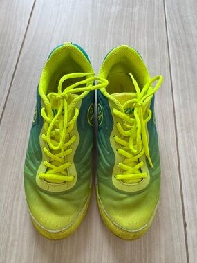 Zumba Fitness impact Pulse Neon Yellow and Teal women’s Sneakers